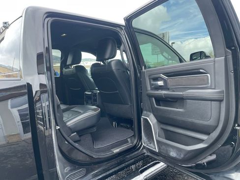 Used 2022 RAM 2500 Laramie w/ Night Edition AWD/4WD image 19