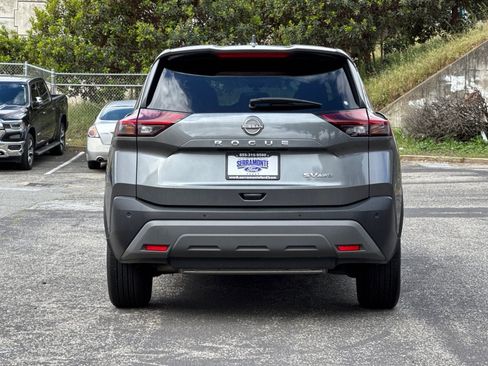 Used 2023 Nissan Rogue SV AWD/4WD image 6