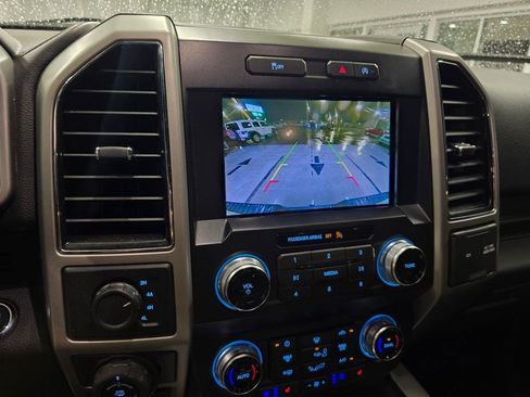 Used 2019 Ford F150 Lariat w/ Equipment Group 502A Luxury AWD/4WD image 29
