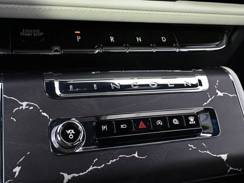 New 2026 Lincoln Aviator Black Label w/ Black Label Special Edition image 32