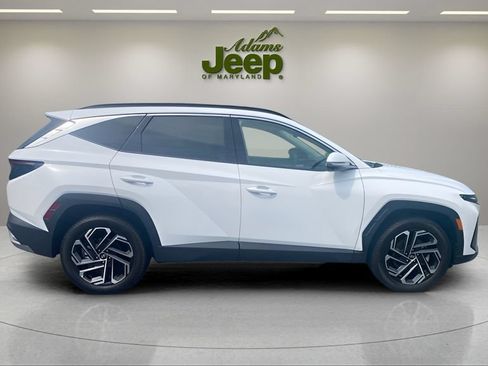 Used 2025 Hyundai Tucson Limited AWD/4WD image 10