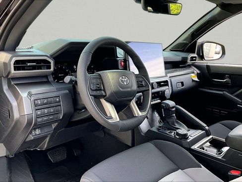 New 2026 Toyota Tacoma TRD Off-Road w/ TRD Off Road Upgrade Package AWD/4WD image 5