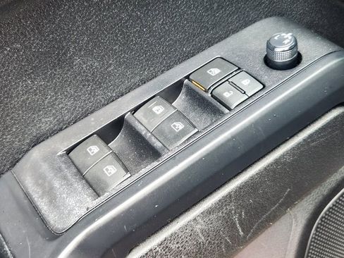 Used 2022 Toyota Tacoma SR5 image 20