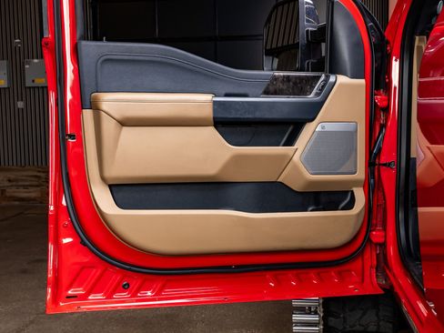 Used 2023 Ford F450 Lariat w/ Lariat Ultimate Package image 35