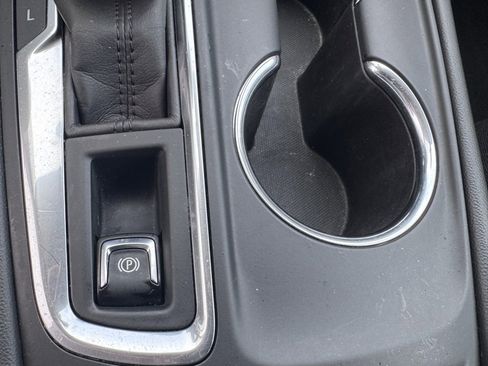 Used 2020 Chevrolet Equinox LT image 29