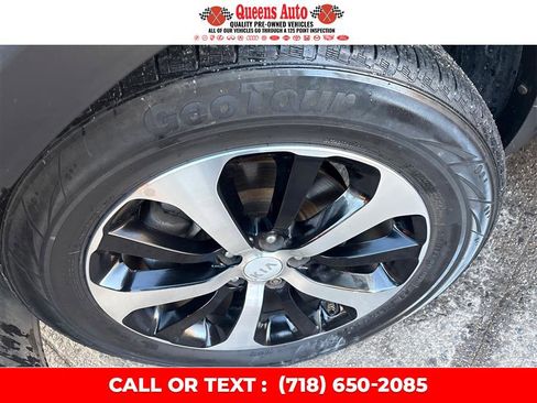 Used 2018 Kia Sorento EX image 29