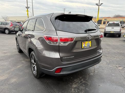 Used 2016 Toyota Highlander XLE AWD/4WD image 5