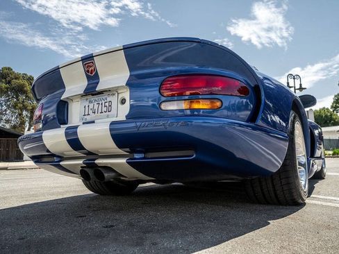 Used 1996 Dodge Viper GTS image 23