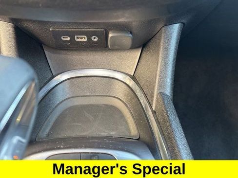 Used 2024 Chevrolet Malibu LT image 26