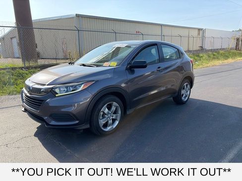 Used 2019 Honda HR-V LX image 3