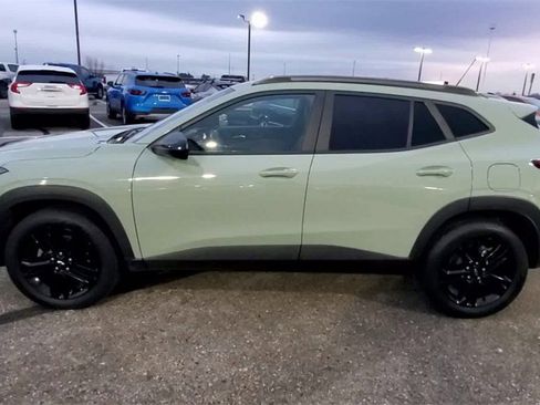 Used 2025 Chevrolet Trax ACTIV w/ Driver Confidence Package image 5