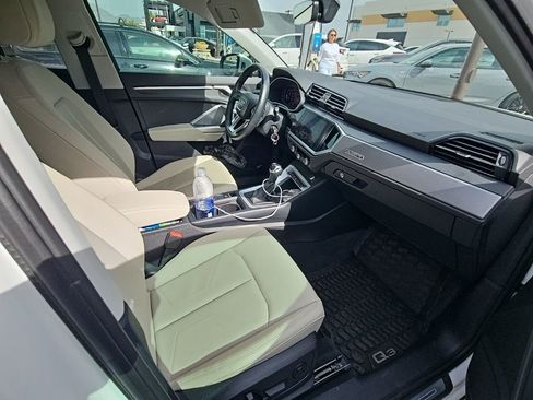 Used 2022 Audi Q3 2.0T Premium AWD/4WD image 8