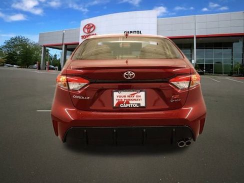 New 2026 Toyota Corolla SE image 3