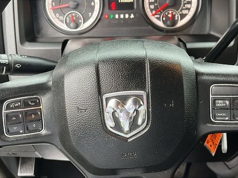 Used 2018 RAM 2500 SLT image 11