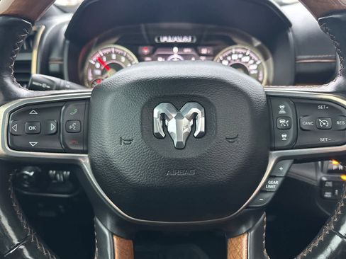 Used 2019 RAM 1500 Laramie Longhorn image 23