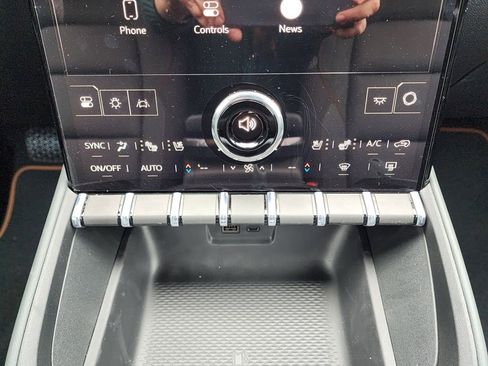 New 2026 GMC Terrain AT4 w/ Convenience Package III image 30