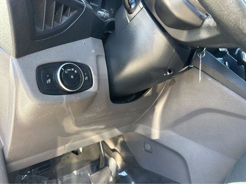 Used 2020 Ford Transit Connect XL image 30