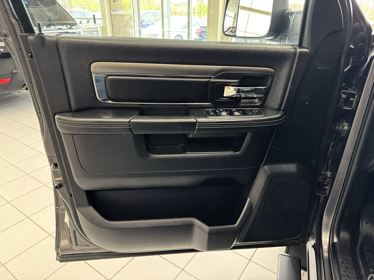 Used 2014 RAM 1500 Sport w/ Trailer Tow Group AWD/4WD image 9