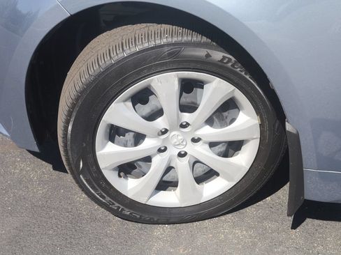 Used 2025 Toyota Corolla LE AWD/4WD image 25