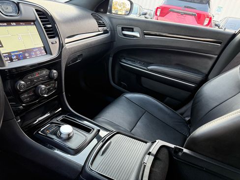 Used 2020 Chrysler 300 S w/ 300S Premium Group image 29