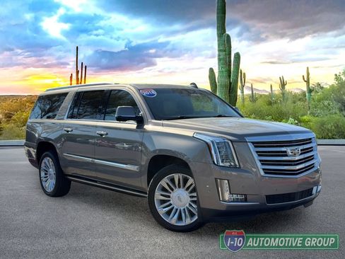 Used 2018 Cadillac Escalade ESV Platinum AWD/4WD image 2