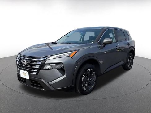 Used 2025 Nissan Rogue SV FWD image 7