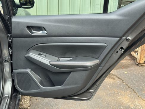Used 2022 Nissan Altima 2.5 SR FWD image 37