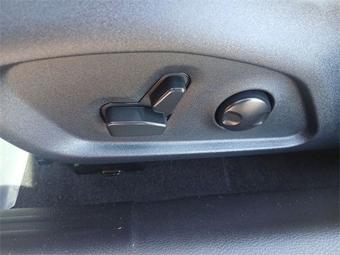 Used 2022 Jeep Compass Latitude w/ Convenience Group image 12