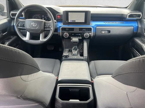 Used 2025 Toyota Tacoma TRD Off-Road image 19
