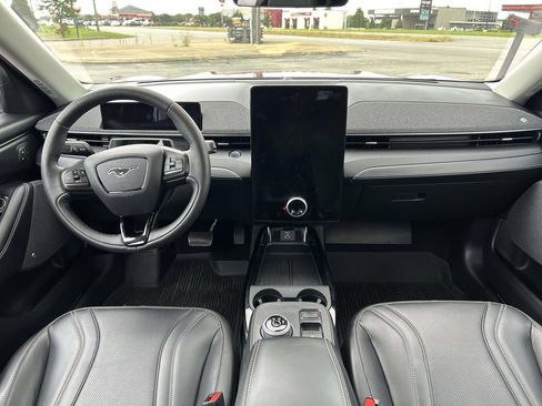 Used 2021 Ford Mustang Mach-E Premium RWD image 17