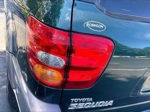 Used 2002 Toyota Sequoia SR5 RWD image 30