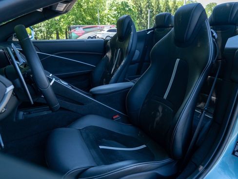 Used 2024 Ferrari Roma Spider RWD image 34