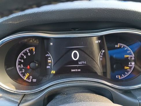 Certified 2020 Jeep Grand Cherokee Limited w/ Premium Lighting Group image 13