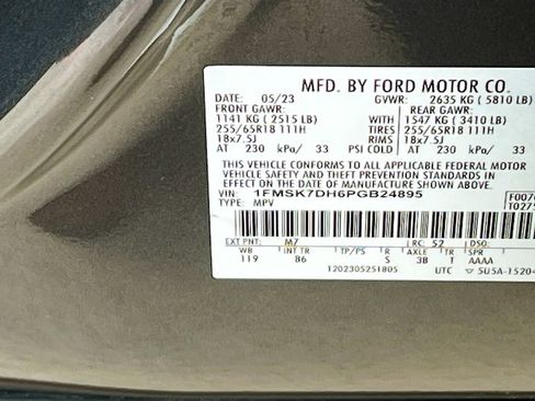 Used 2023 Ford Explorer XLT RWD image 31