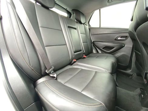 Used 2020 Chevrolet Trax Premier w/ LPO, Cargo Package image 26