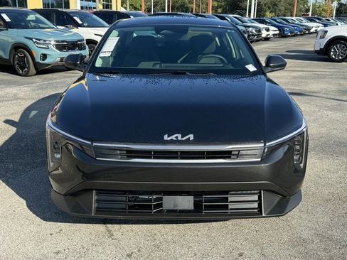 Used 2025 Kia K4 LX image 5