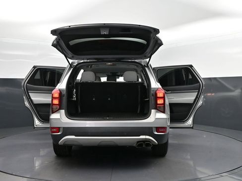 Used 2022 Hyundai Palisade SE image 52