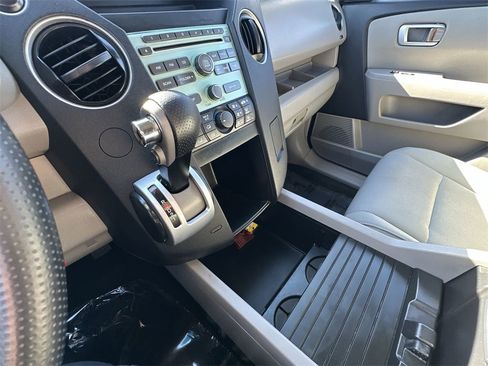 Used 2011 Honda Pilot LX image 28