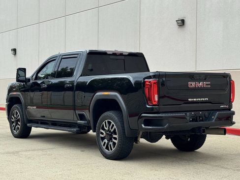 Used 2020 GMC Sierra 2500 AT4 w/ AT4 Premium Package image 3