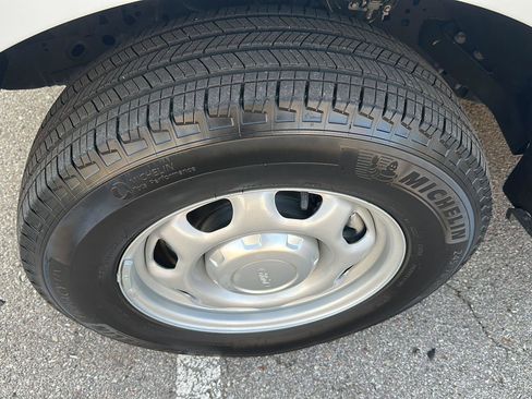 Certified 2024 Ford F150 XL image 9