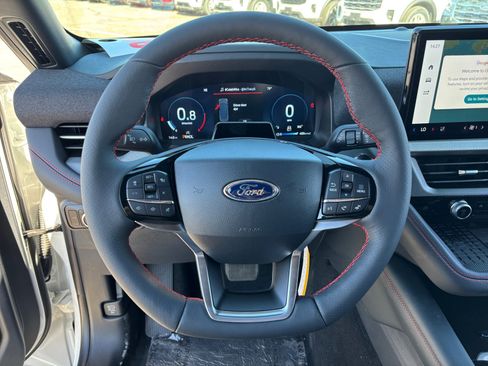 New 2025 Ford Explorer ST-Line w/ Premium Package image 9