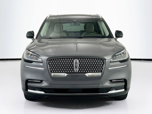 Used 2023 Lincoln Aviator Reserve w/ Elements Package Plus RWD image 2