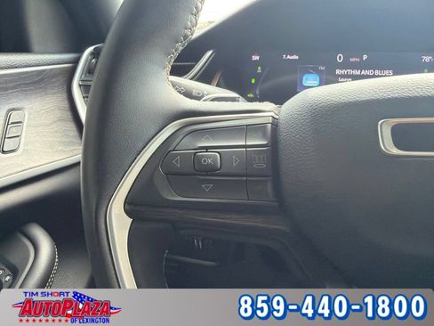 Used 2024 Jeep Grand Cherokee Limited 4xe AWD/4WD image 31