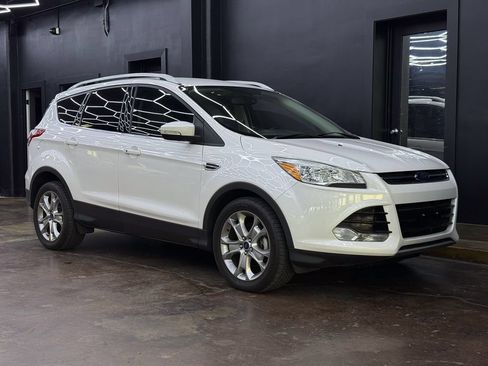 Used 2016 Ford Escape Titanium FWD image 11