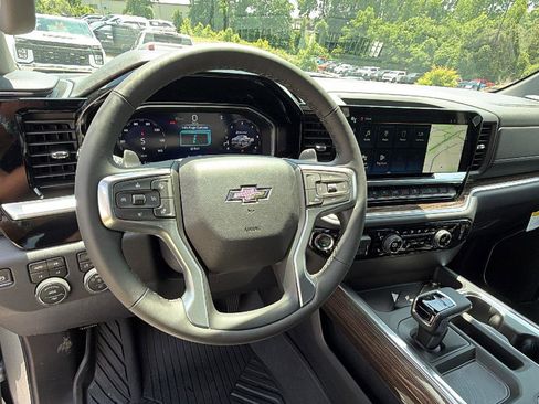 New 2026 Chevrolet Silverado 1500 RST AWD/4WD image 18