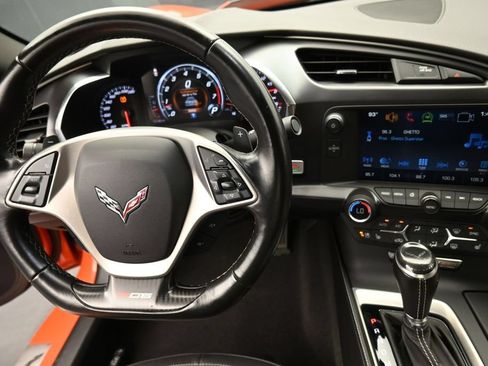 Used 2019 Chevrolet Corvette Z06 RWD image 10