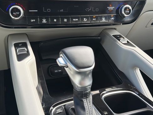 Used 2023 Kia Telluride S w/ S Sunroof Package AWD/4WD image 24