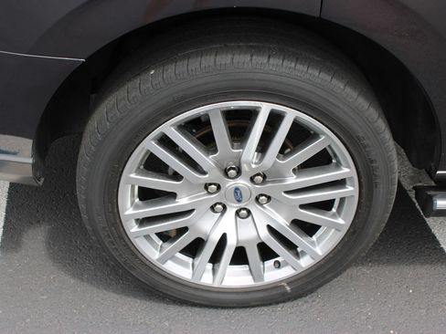 Used 2024 Ford Expedition Limited AWD/4WD image 29