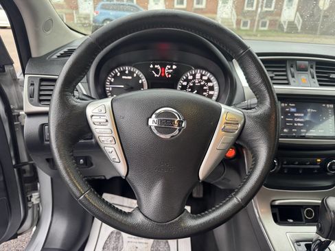 Used 2015 Nissan Sentra SV image 13