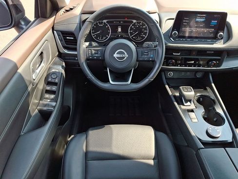 Certified 2023 Nissan Rogue SV w/ SV Premium B Package AWD/4WD image 12